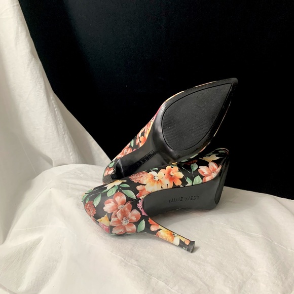 Pump - Picture 2 of 5